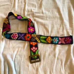 Embroidered cloth belt